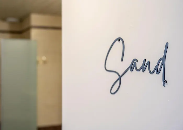 The - Avra Appartement