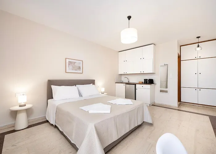 The - Avra * העיירה קוס